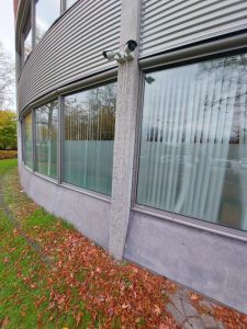 Q-CAT - camerasystemen image Bullet aan muur